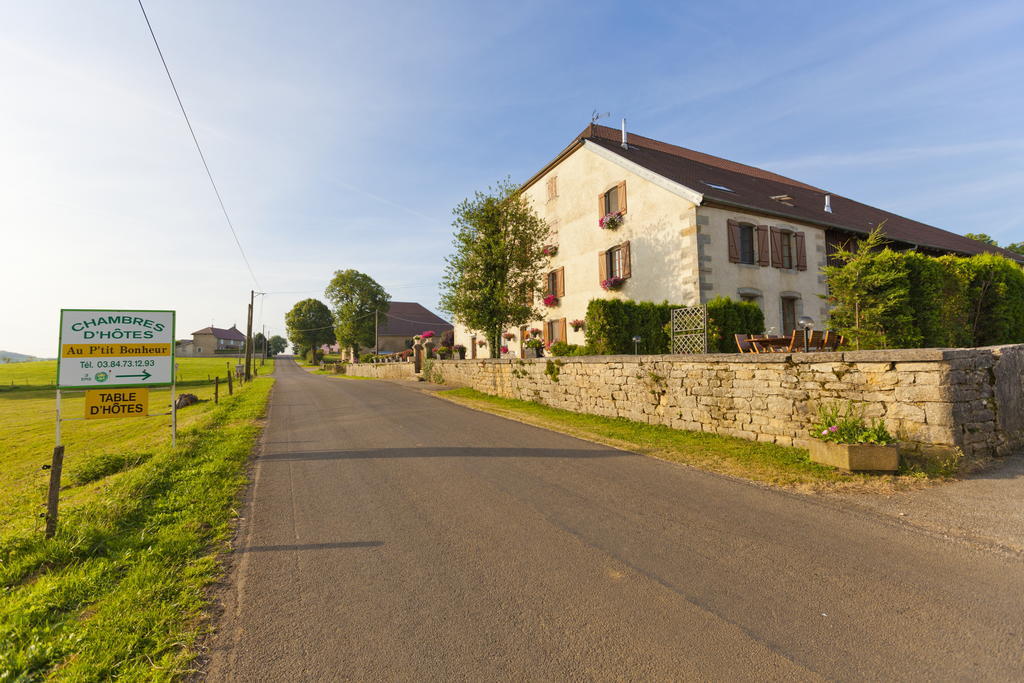 Le P'Tit Bonheur Bed & Breakfast Chilly-sur-Salins Eksteriør bilde