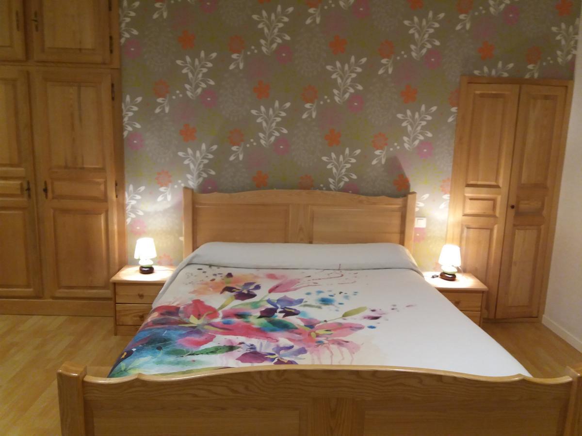 Le P'Tit Bonheur Bed & Breakfast Chilly-sur-Salins Eksteriør bilde